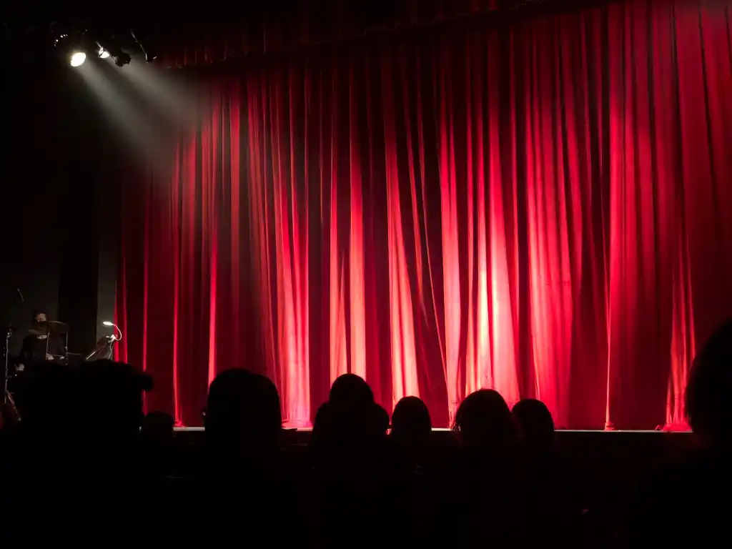 30 tips to prevent open-mic comedians dying as badly and often as I did